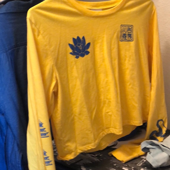 Printed flower shirt - Picture 3 of 3